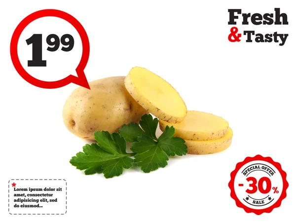 Nieuwe aardappel met segmenten en groene peterselie geïsoleerd — Stockfoto