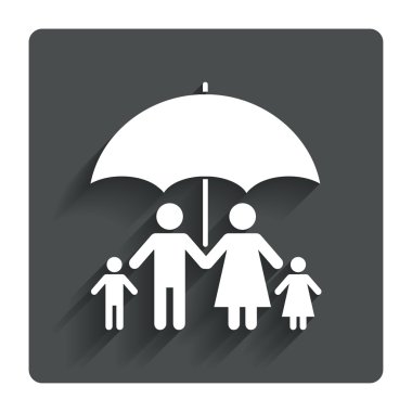 Aile sigortası kutsal kişilerin resmi tamamlamak. şemsiye sembolü.