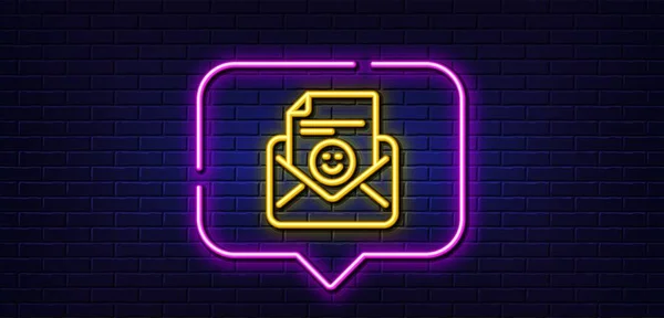 Neon Light Speech Bubble Smile Mail Line Icon Positive Feedback — Vector de stock