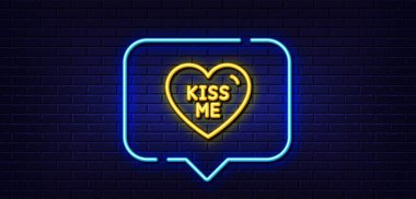 Neon light speech bubble. Kiss me line icon. Sweet heart sign. Valentine day love symbol. Neon light background. Kiss me glow line. Brick wall banner. Vector
