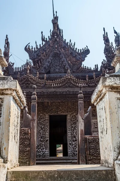 Monasterio de Shwenandaw - Mandalay — Foto de Stock
