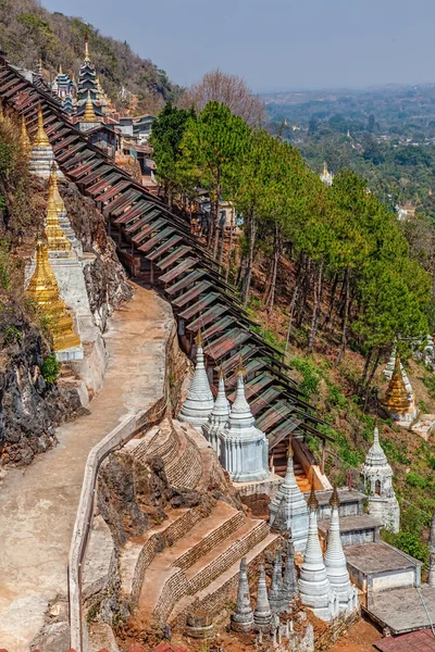 Pindaya mağaraları — Stok fotoğraf