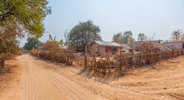 Burma Köyü