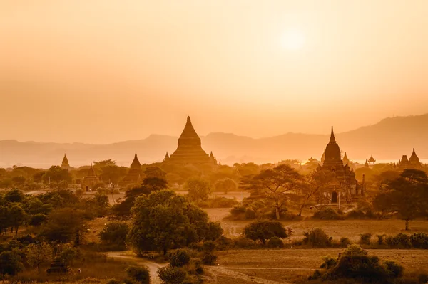 Zonsondergang in Bagan — Stockfoto