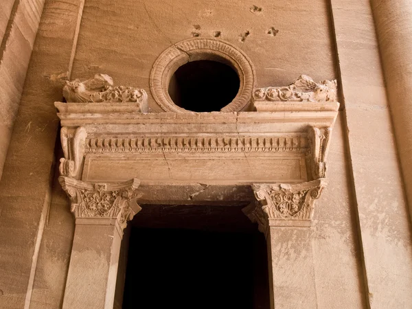 Treasury temple detail in Petra — Stock Photo, Image