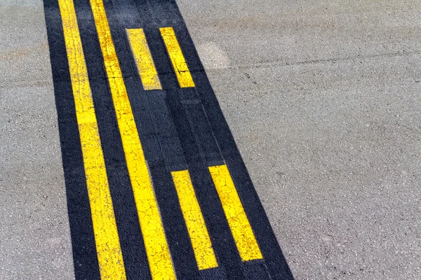 Linhas de paragem do aeroporto — Fotografia de Stock