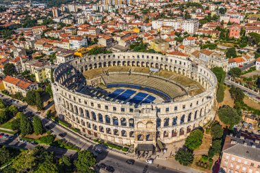 pula arenada