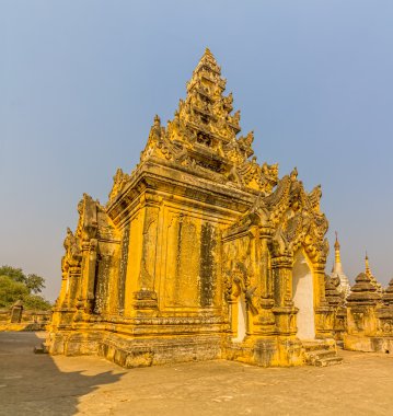 Maha Aungmye Bonzan, Mandalay
