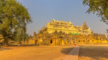 Maha Aungmye Bonzan, Mandalay