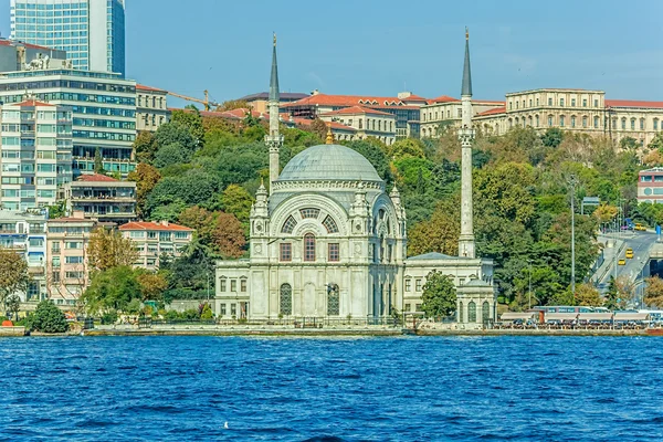 Moschea di Dolmabahce — Foto Stock