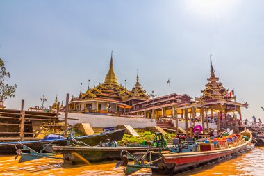 Pagoda Inle Gölü