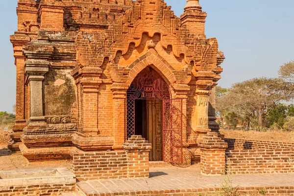 Tempel und Stupas in Bagan — Stockfoto