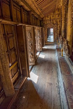 Shwenandaw Manastırı - Mandalay