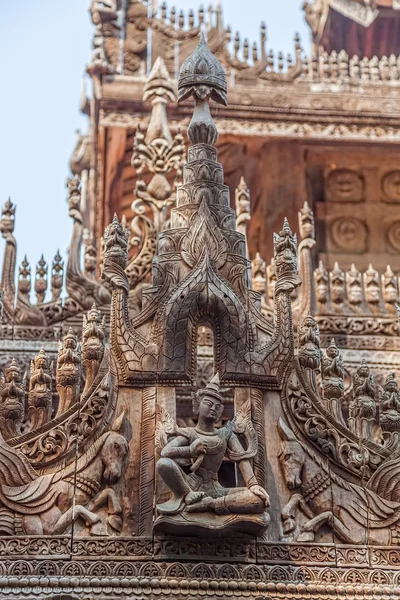 Monasterio de Shwenandaw - Mandalay — Foto de Stock