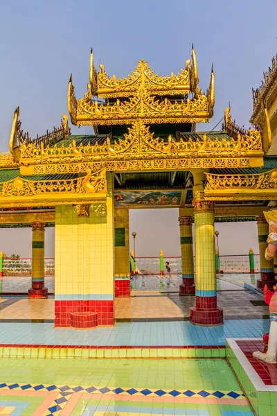 Sagaing colina detalle del templo — Foto de Stock