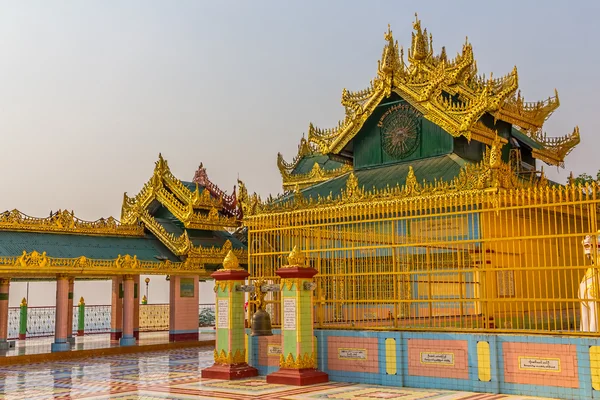 Sagaing wzgórze świątyni — Zdjęcie stockowe