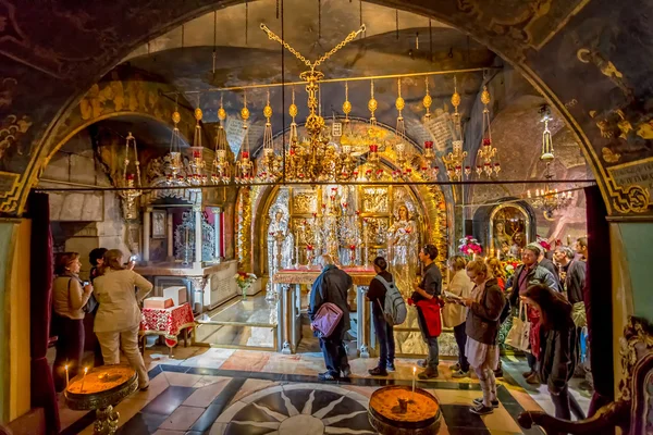 Altar de la Crucifixión en la Iglesia del Santo Sepulcro —  Fotos de Stock