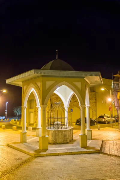 Pozo de piedra en Jaffa, Tel Aviv — Foto de Stock