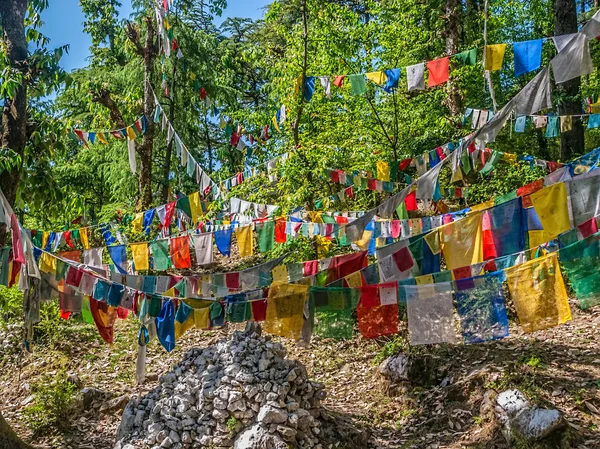 Banderas de oración —  Fotos de Stock