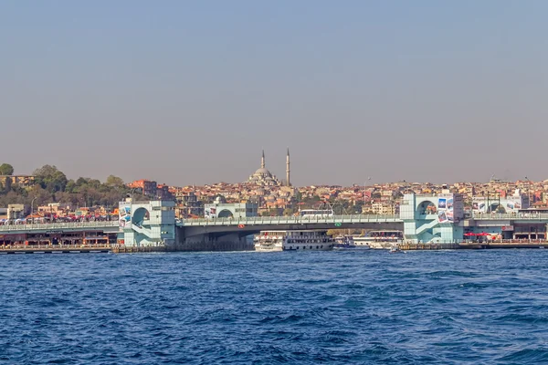 伊斯坦堡加拉塔大桥 — 图库照片
