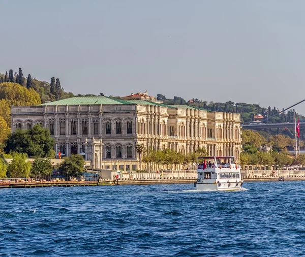 Ciragan Palace Kempinski hotelli — kuvapankkivalokuva