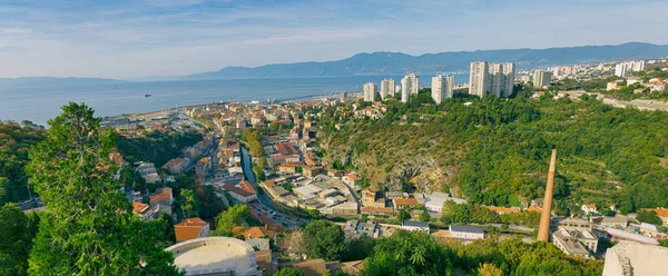 Rijeka antigo principal porto marítimo vista panorâmica aérea — Fotografia de Stock