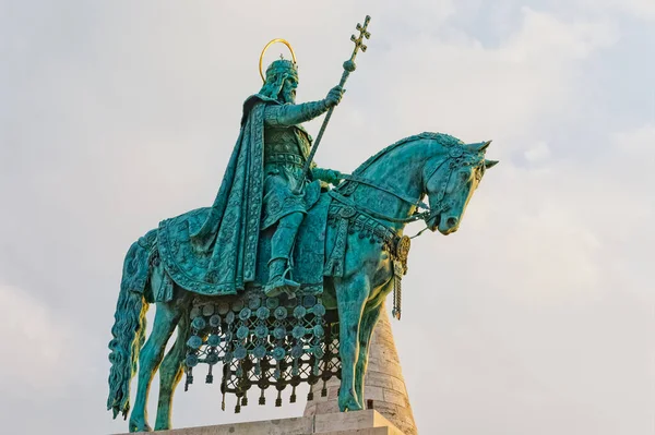 Budapest bronze statue of Stephen I of Hungary — стокове фото