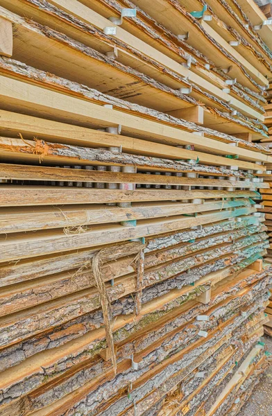Naskládané Dřevo Pilařské Přírodní Průmyslové Zázemí — Stock fotografie