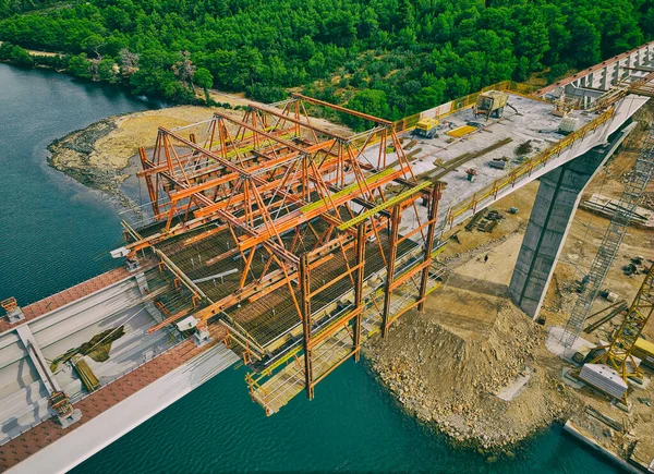 Beginning Cementing Road Lane Steel Bridge Ston Sea Bay Croatia — Stockfoto