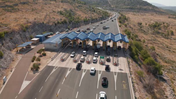 Sibenik Croatia August 2021 Aerial View Traffic Waiting Toll Booths — Stock Video