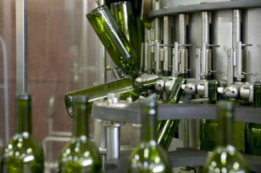 şarap şişeleme tesisi