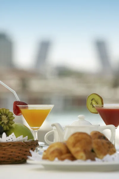 Breakfast in a terrace — Stock Photo, Image