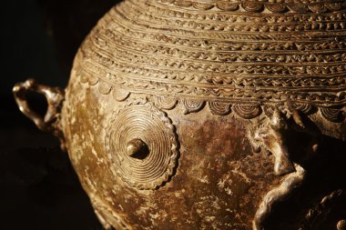 oryantal süslü kavanoz