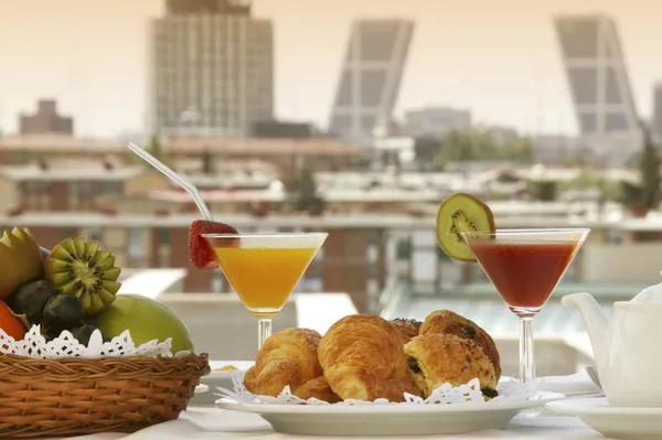 Breakfast in a terrace — Stock Photo, Image