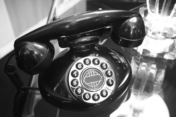 Retro czarny telefon — Zdjęcie stockowe