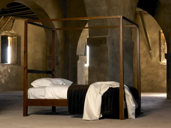 Four poster bed — Stock Photo, Image