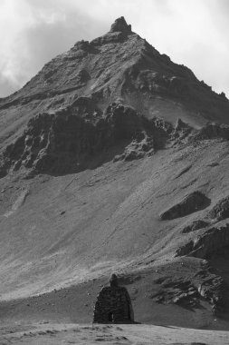 İzlanda. snaefellnes Yarımadası. volkanik sto ile yapılan heykel