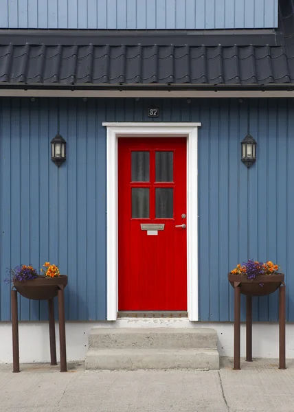 Traditionella bedriver fasad och tak. Island. Siglufjordur. — Stockfoto