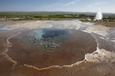 İzlanda. Güney bölgesi. Altın daire. sıcak su deliği strokkur geys