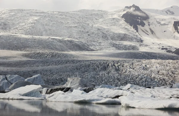 Islândia. Zona Sudeste. Geleira Fjallsjokull . — Fotografia de Stock