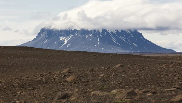 Islandia. Montaña Herdubreid. Región montañosa. F88 Road . — Foto de Stock