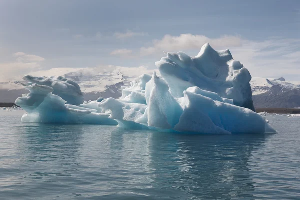 Islândia. Zona Sudeste. Jokulsarlon. Icebergs e lago . Fotografias De Stock Royalty-Free