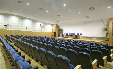 basın ve konferans salonu. Yatay.