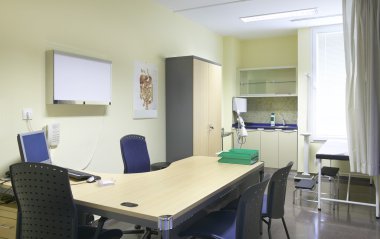 Hastane Doktor odası donanımları ve Resepsiyon