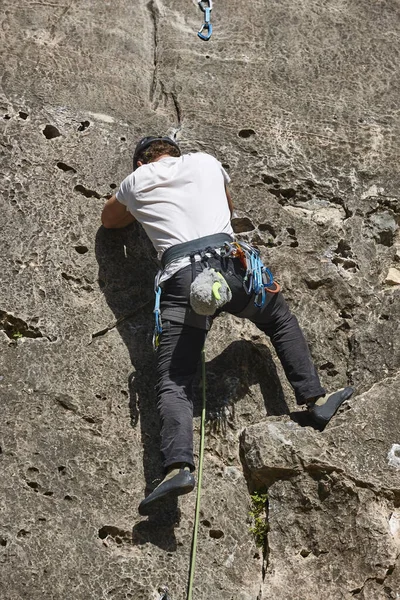 Kletterer Einer Granitwand Extremsport Aktivitäten Den Bergen — Stockfoto