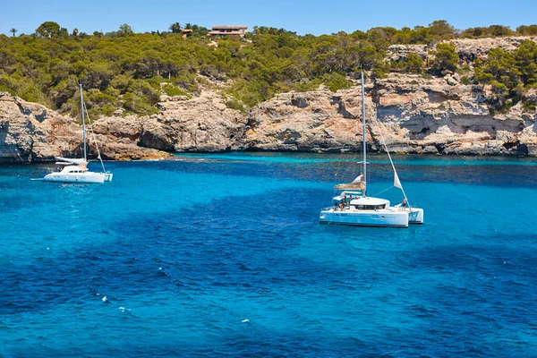 Mallorca Turkuaz Sular Moro Koyu Akdeniz Kıyı Şeridi Spanya — Stok fotoğraf