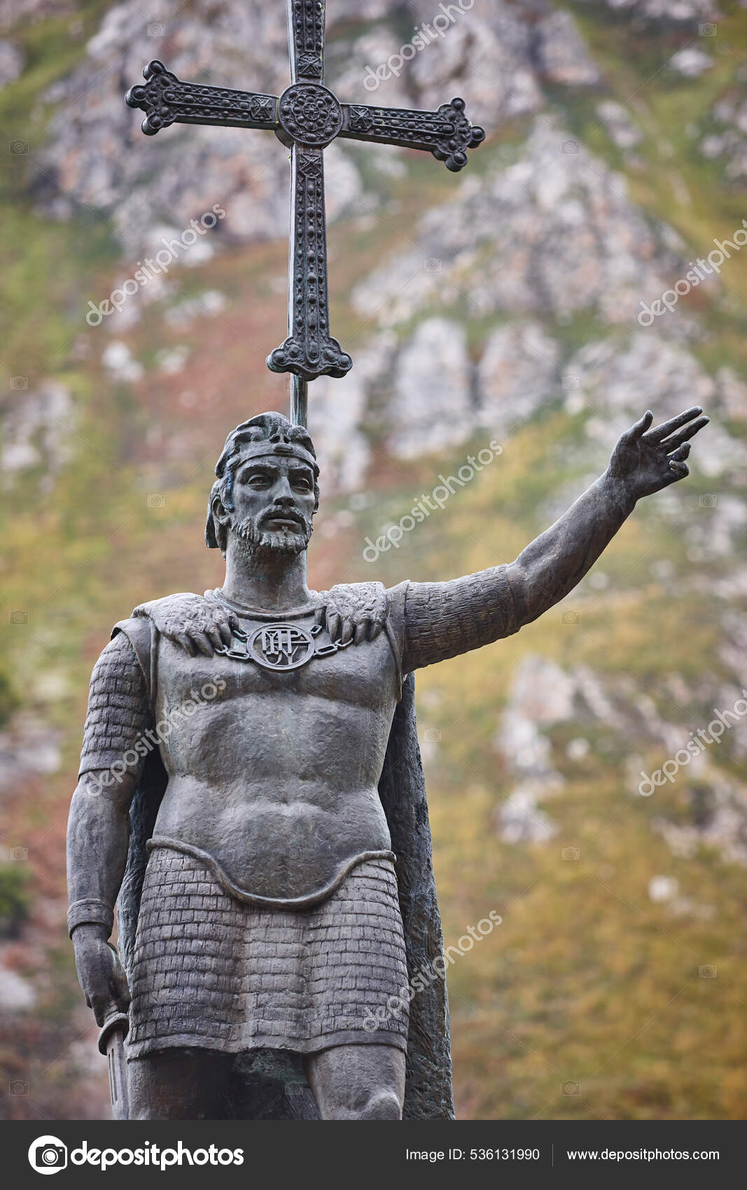 Pelayo King Statue Covadonga Village Reconquista Time Asturias
