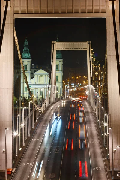 Elisabeth Bridge Och Inre Stads Församlingskyrka Budapest Natten — Stockfoto