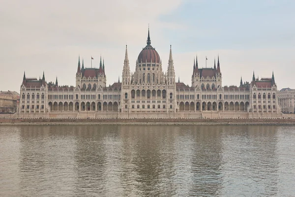 Ungarisches Parlament Und Donau Budapest Wahrzeichen — Stockfoto