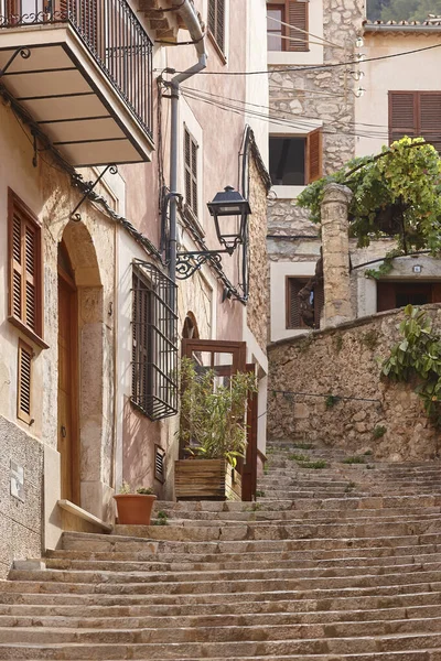 Malebná Kamenná Ulice Ostrově Mallorca Vesnice Bunyola Baleares — Stock fotografie